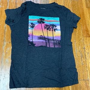 Gray sunset tee